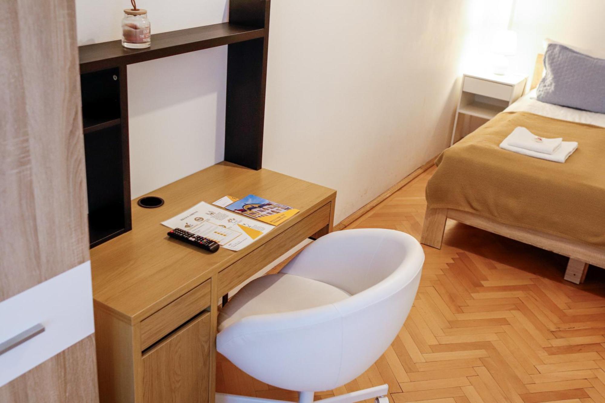Neuhausz Residenz Ultra-Central Apartment Timisoara Esterno foto